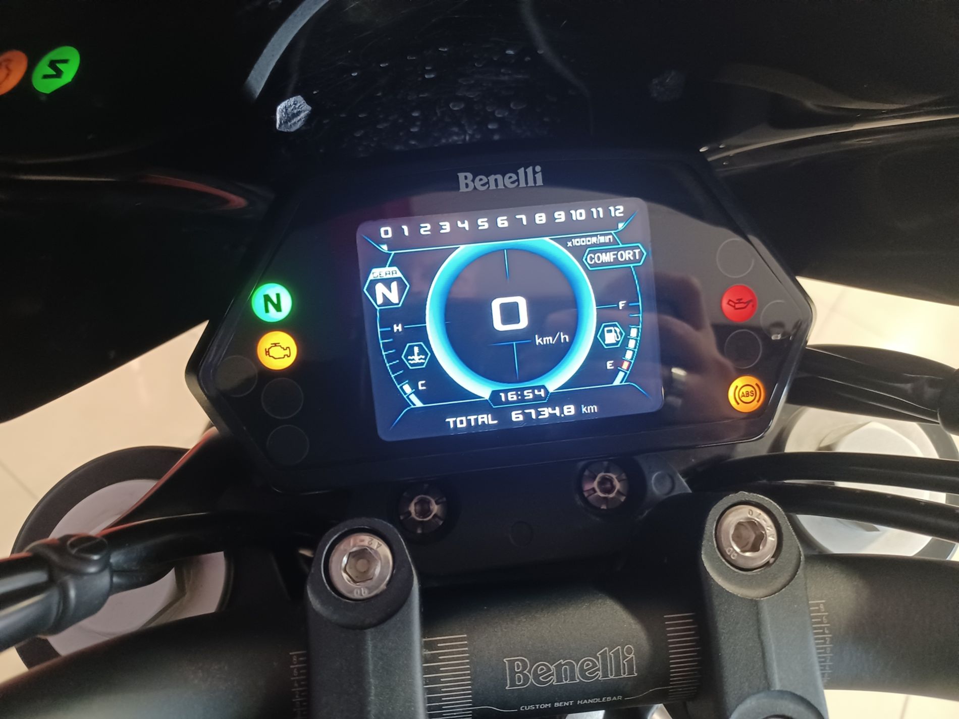 502 C abs E4 - Centro Moto Termoli S.R.L.