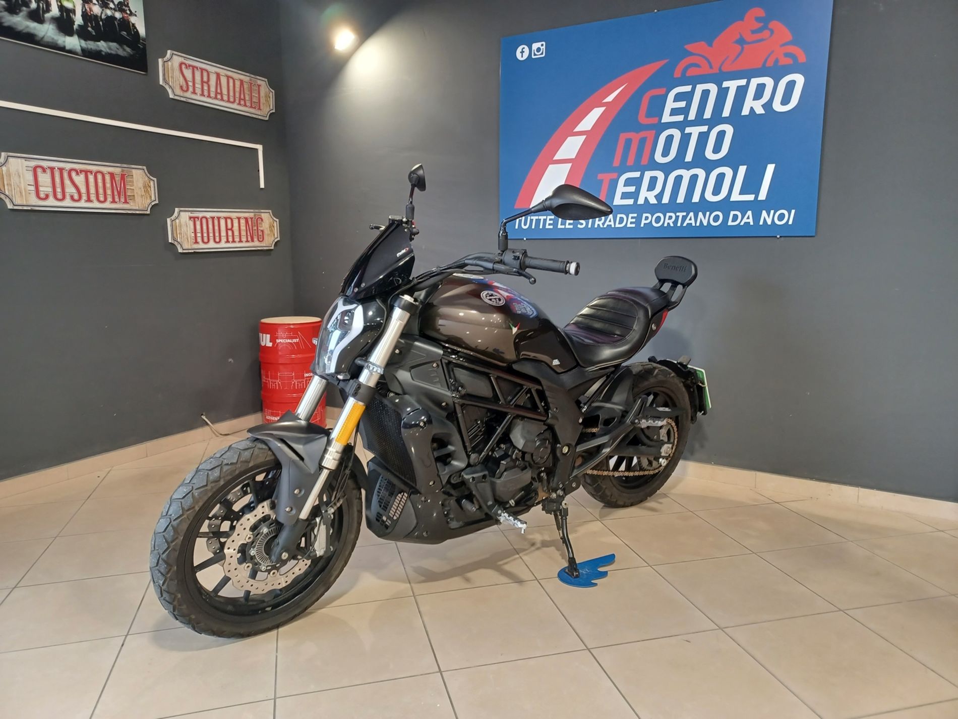 502 C abs E4 - Centro Moto Termoli S.R.L.