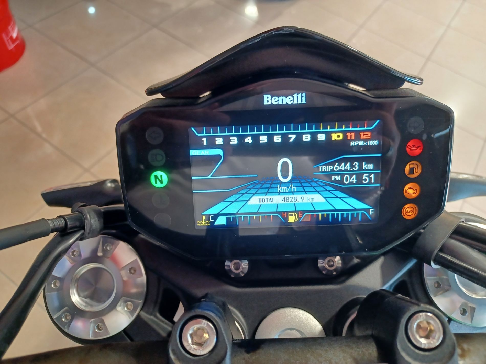 752 S abs E5 - Centro Moto Termoli S.R.L.