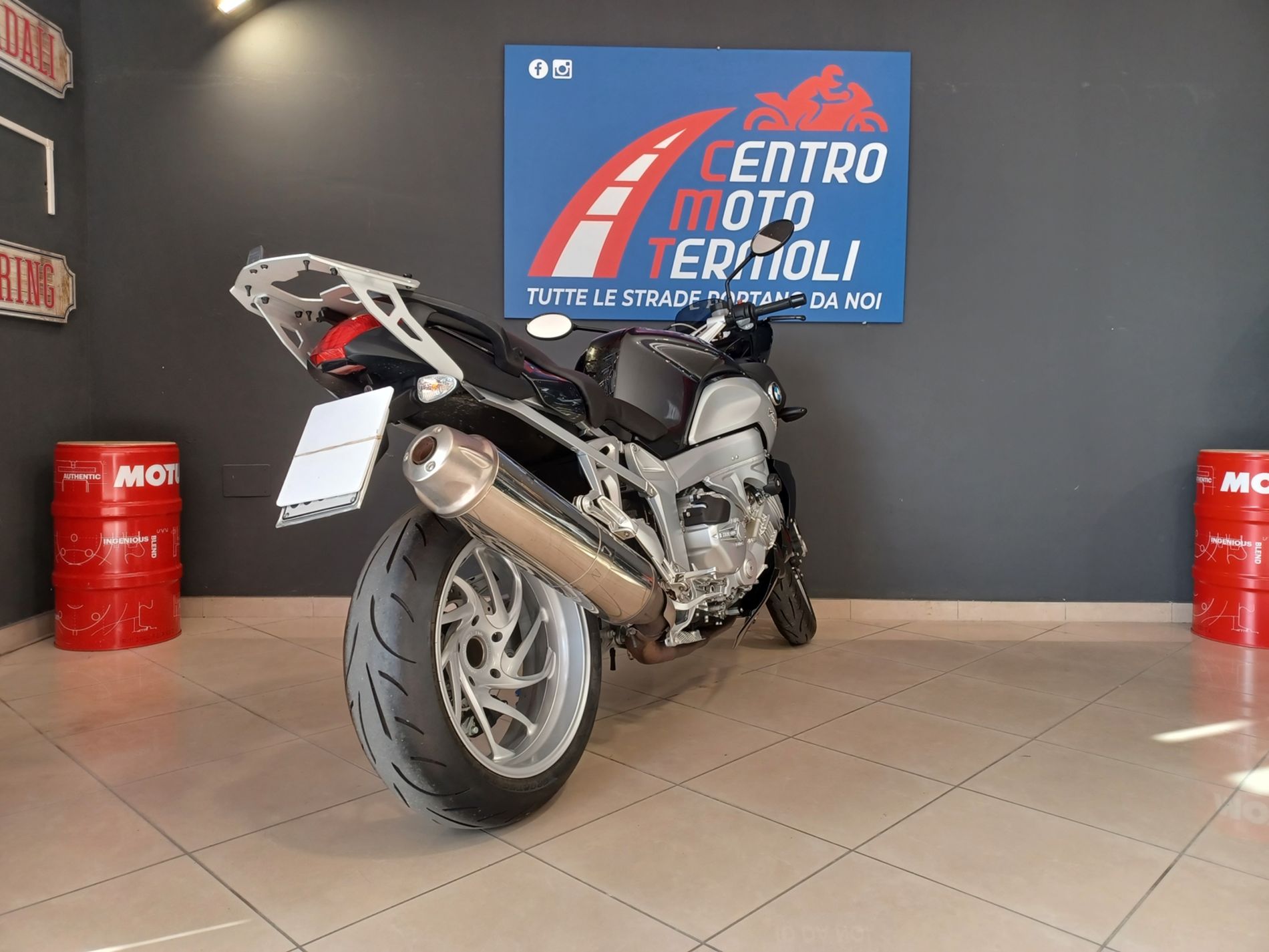 K 1200 R - Centro Moto Termoli S.R.L.