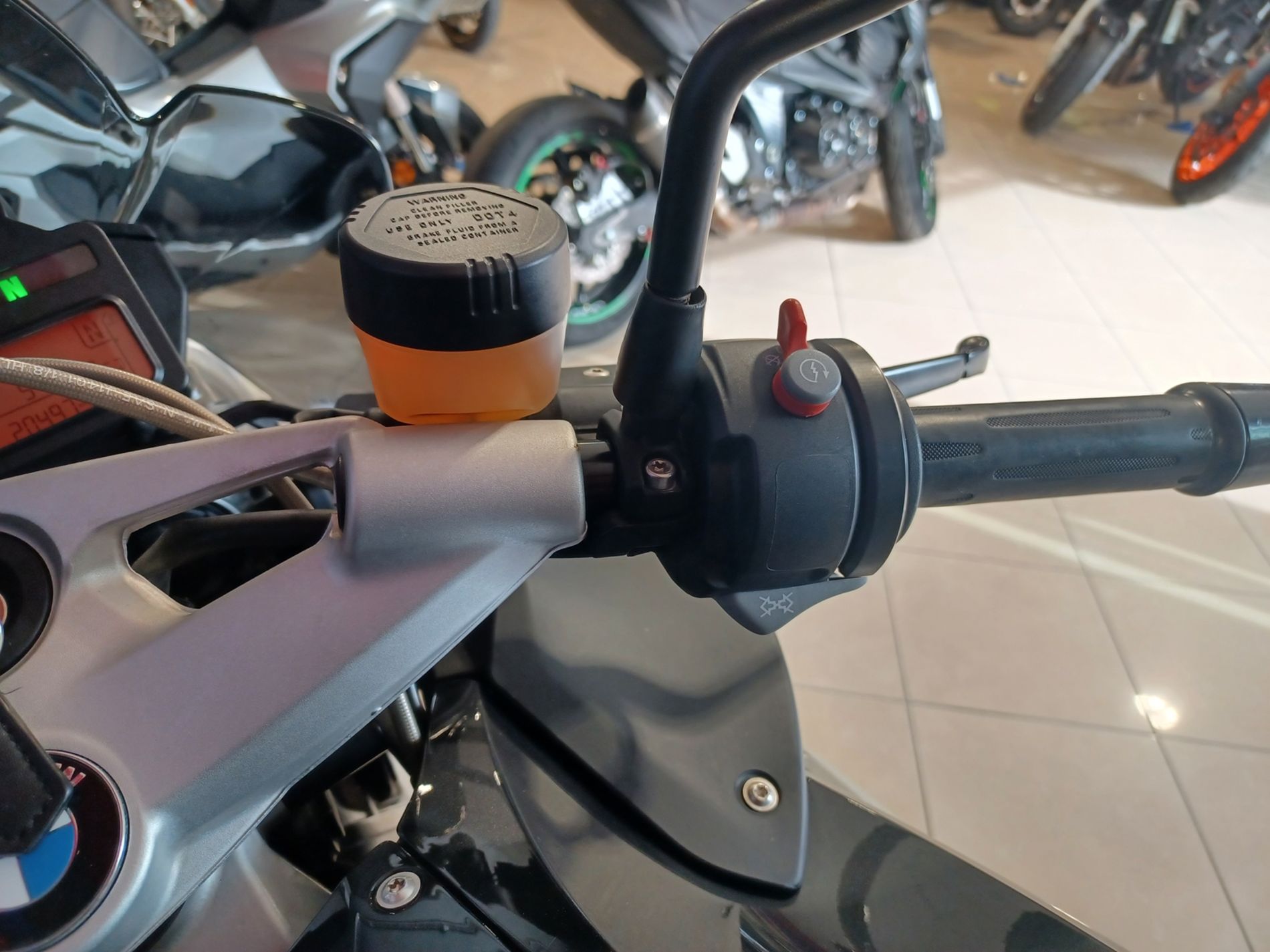 K 1200 R - Centro Moto Termoli S.R.L.