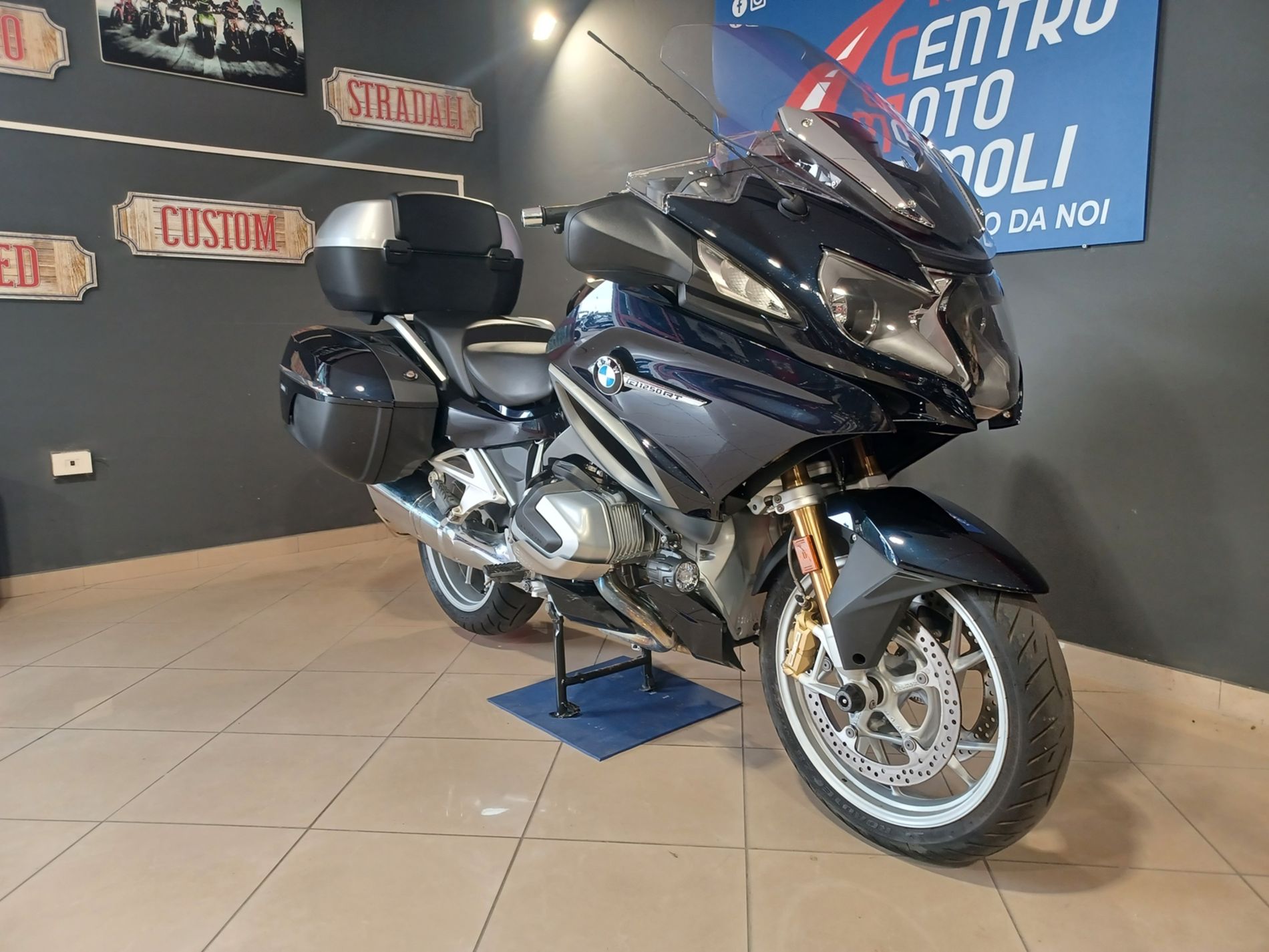 R 1250 RT Elegance Abs my19 - Centro Moto Termoli S.R.L.