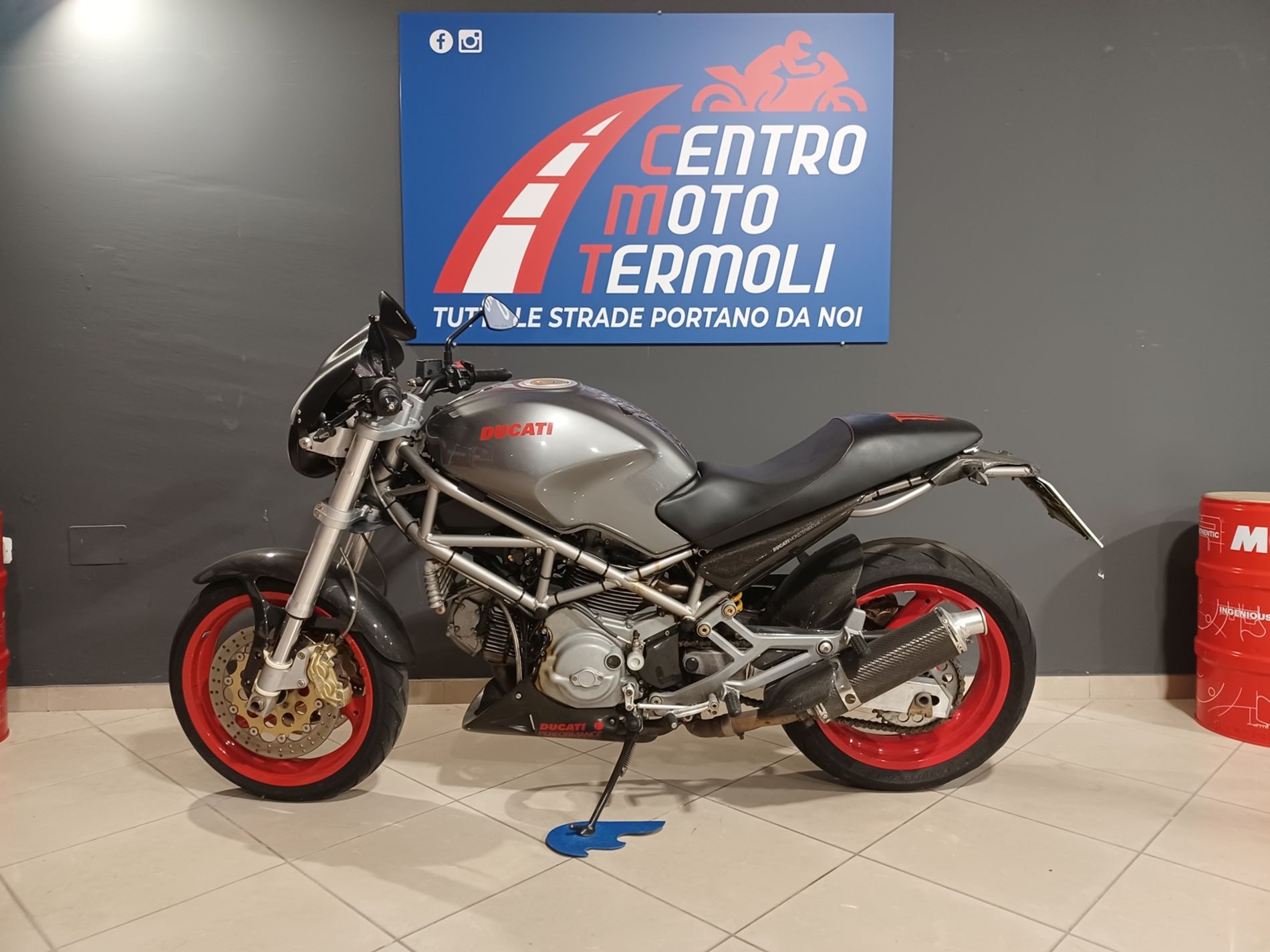Monster 800 - Centro Moto Termoli S.R.L.