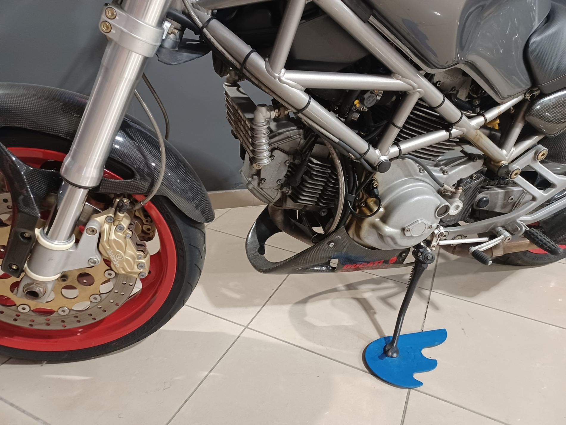 Monster 800 - Centro Moto Termoli S.R.L.