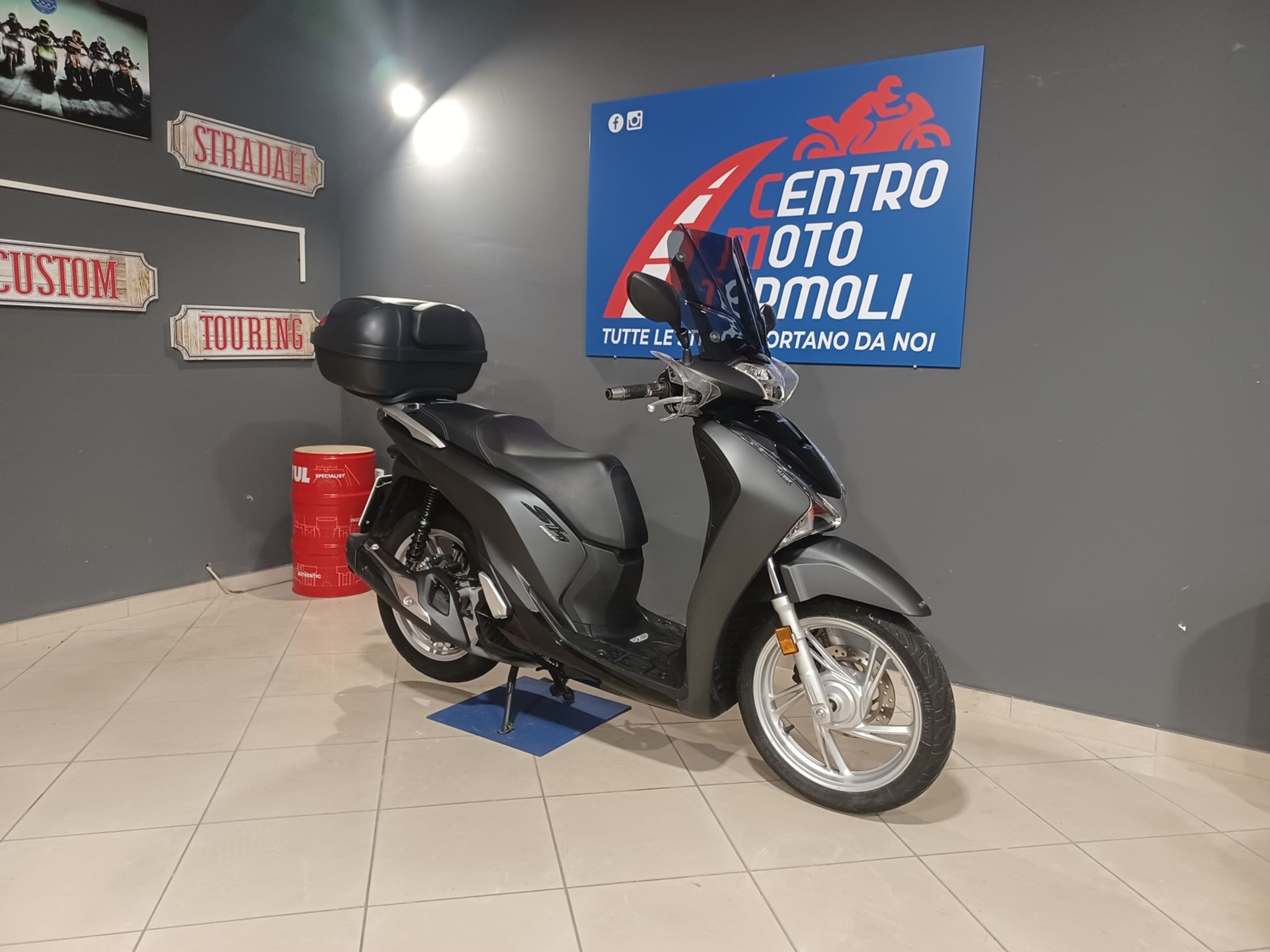 SH 150 Abs my17 - Centro Moto Termoli S.R.L.