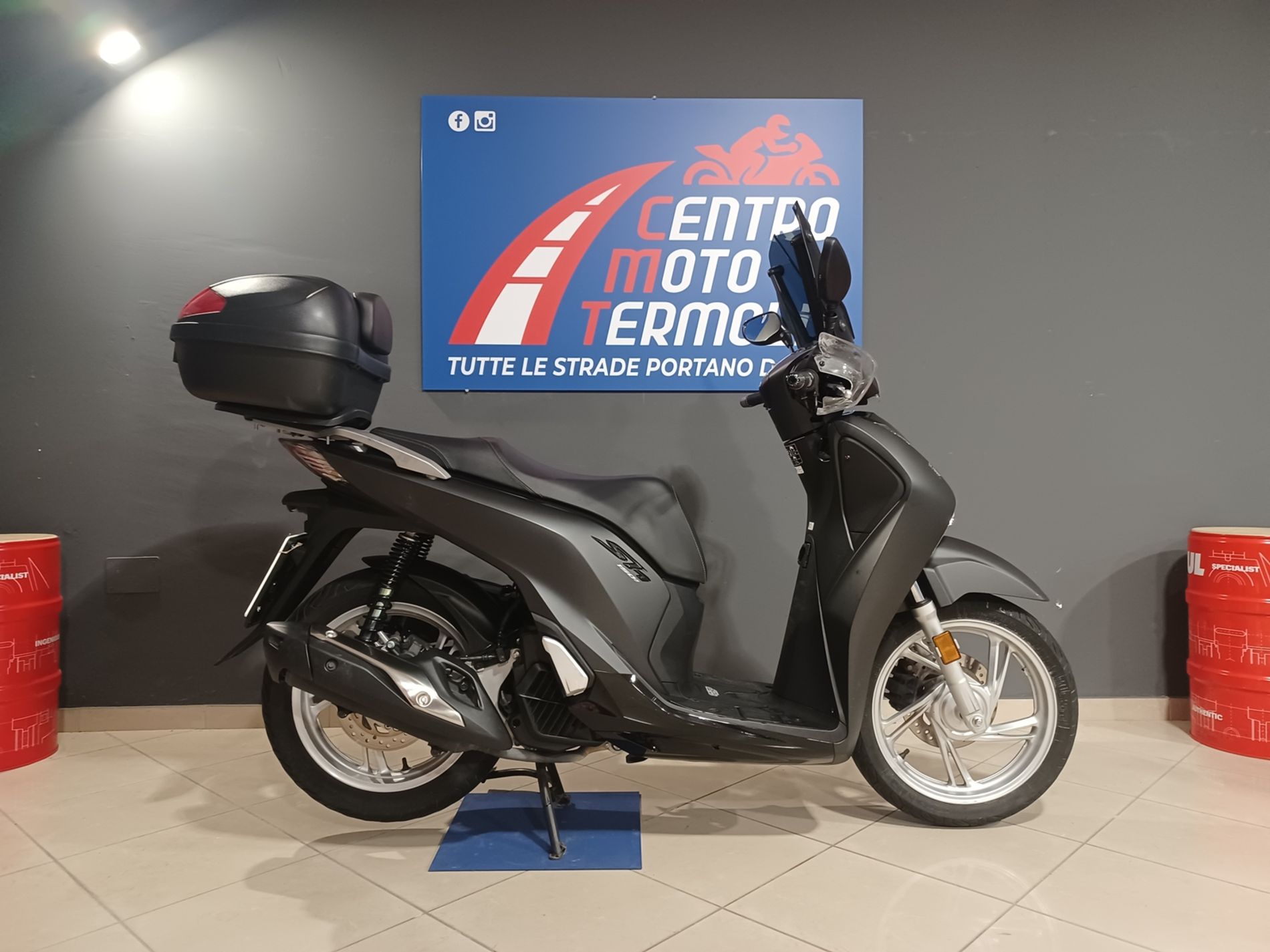 SH 150 Abs my17 - Centro Moto Termoli S.R.L.