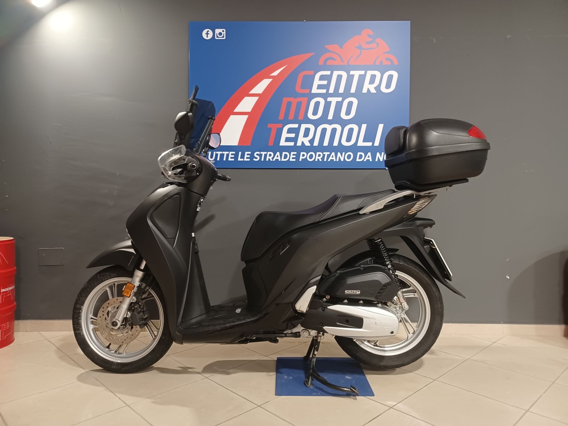 SH 150 Abs my17 - Centro Moto Termoli S.R.L.