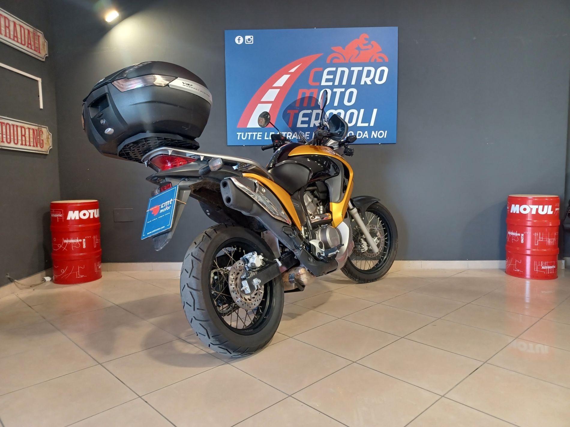 Transalp 700 Abs - Centro Moto Termoli S.R.L.