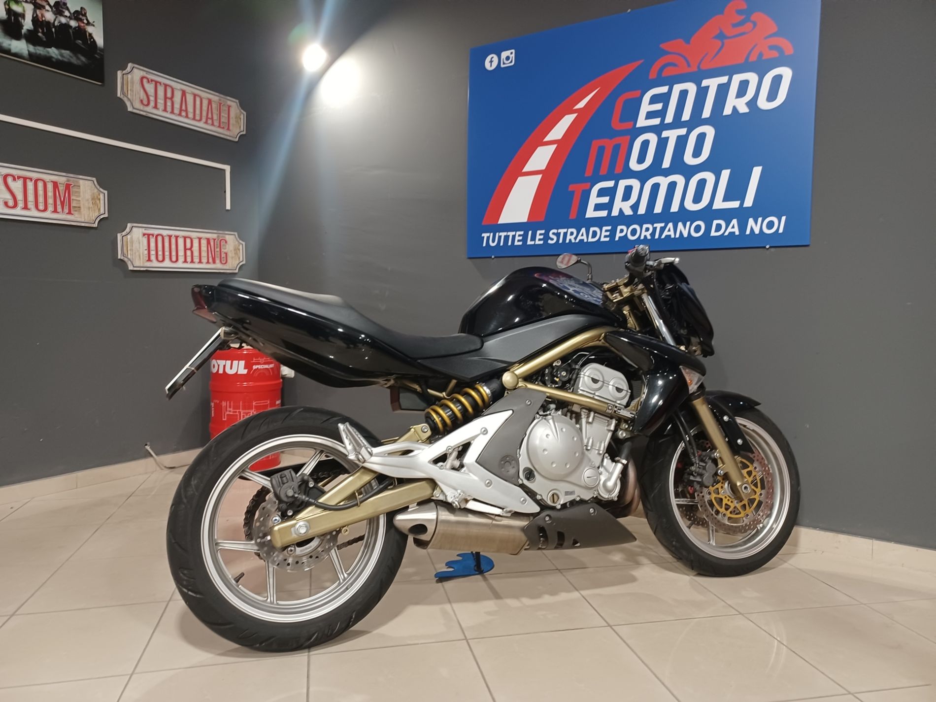 Kawasaki ER-6N - Centro Moto Termoli S.R.L.