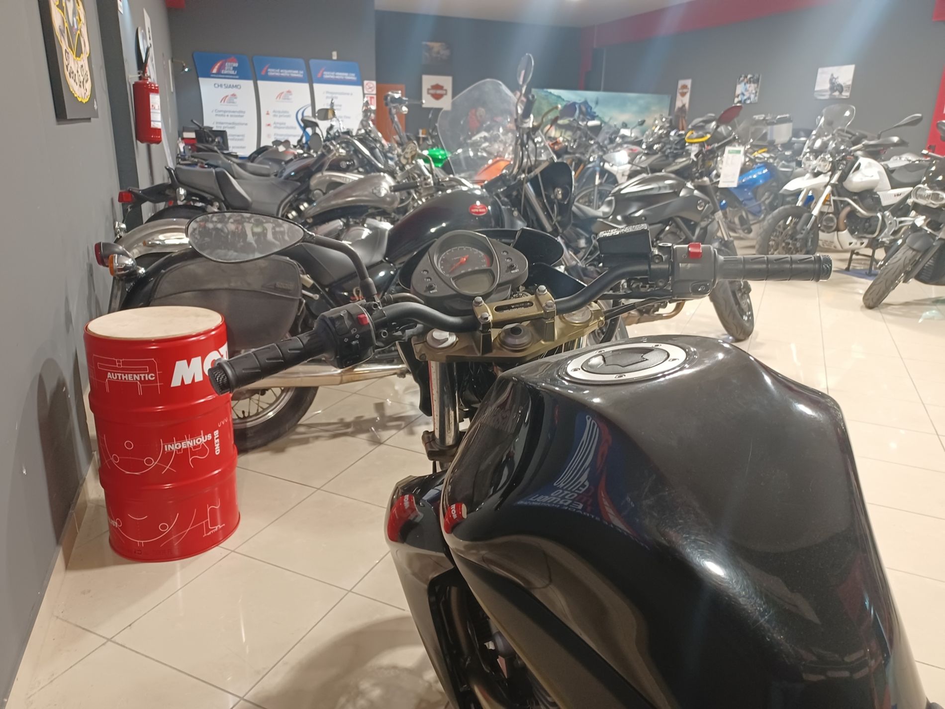 Kawasaki ER-6N - Centro Moto Termoli S.R.L.