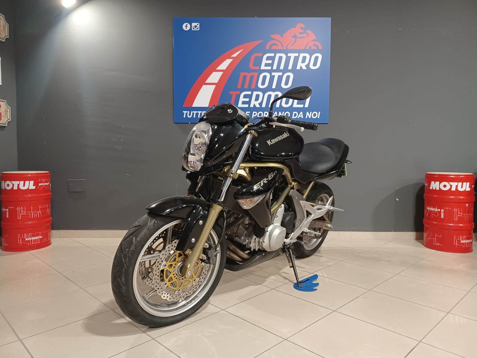 Kawasaki ER-6N - Centro Moto Termoli S.R.L.