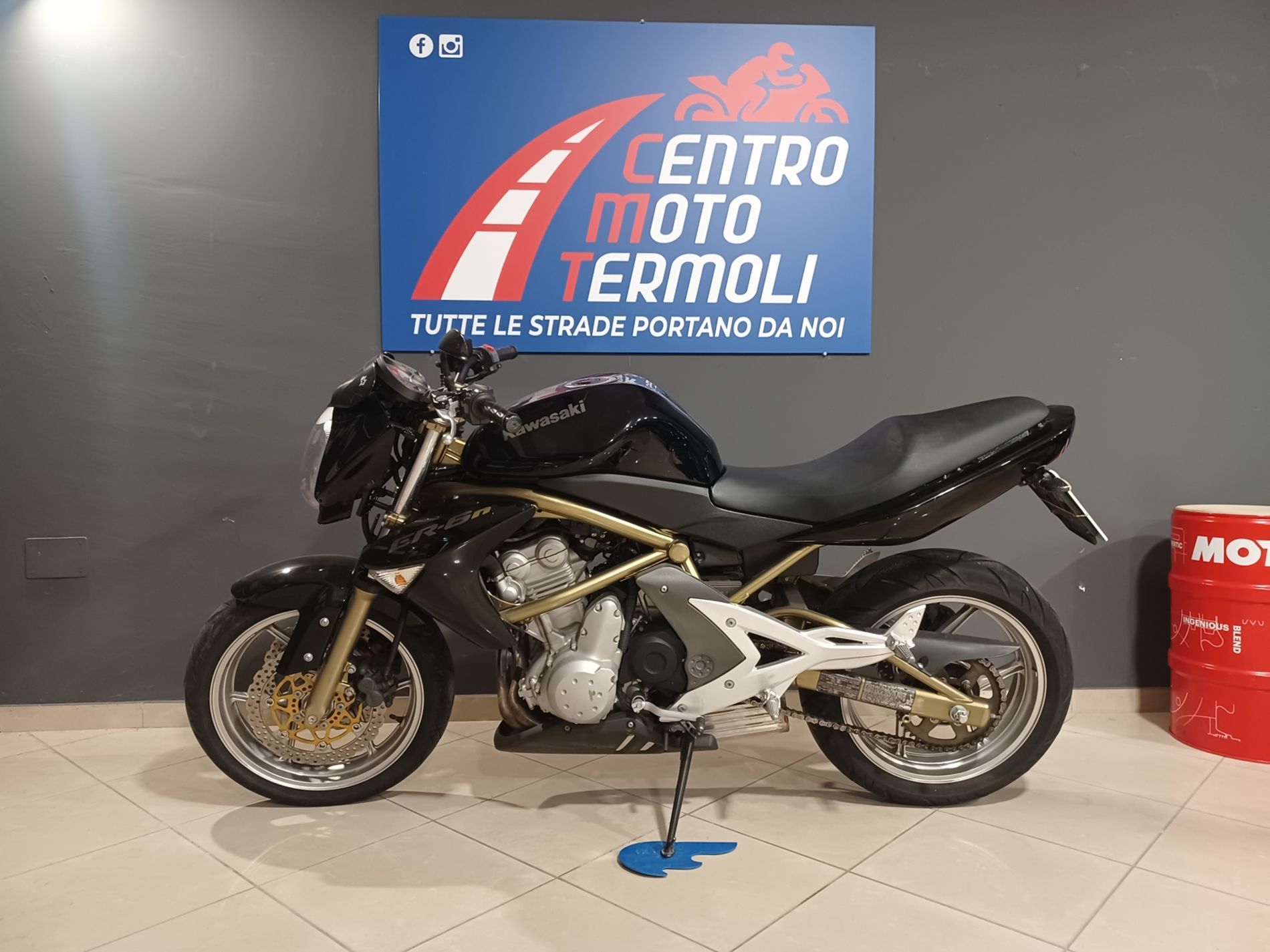 Kawasaki ER-6N - Centro Moto Termoli S.R.L.