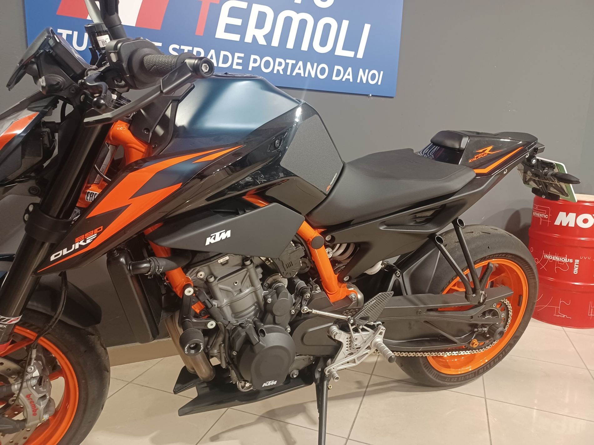 890 Duke R my21 - Centro Moto Termoli S.R.L.