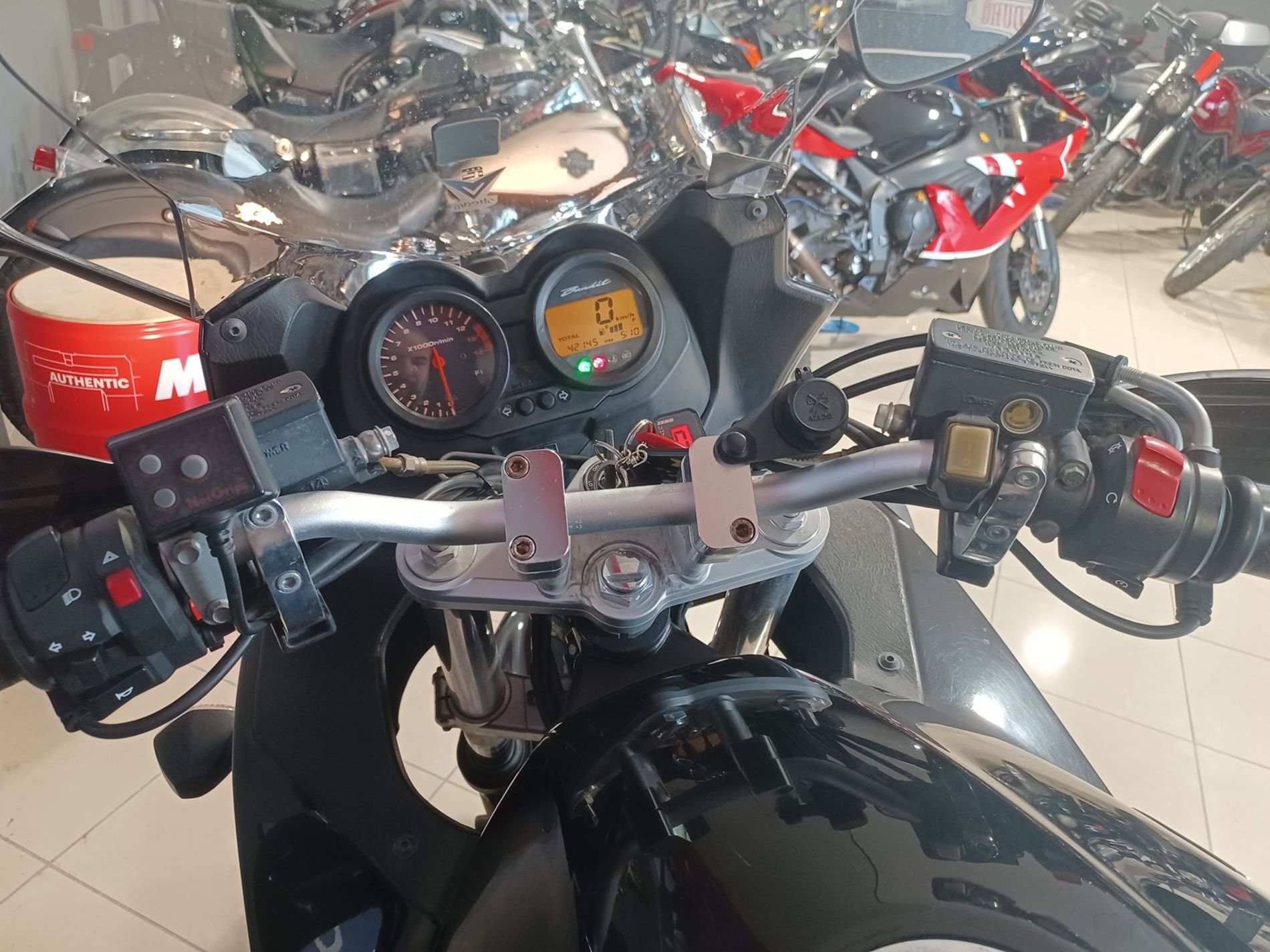 GSF 650 Bandit S my07 - Centro Moto Termoli S.R.L.