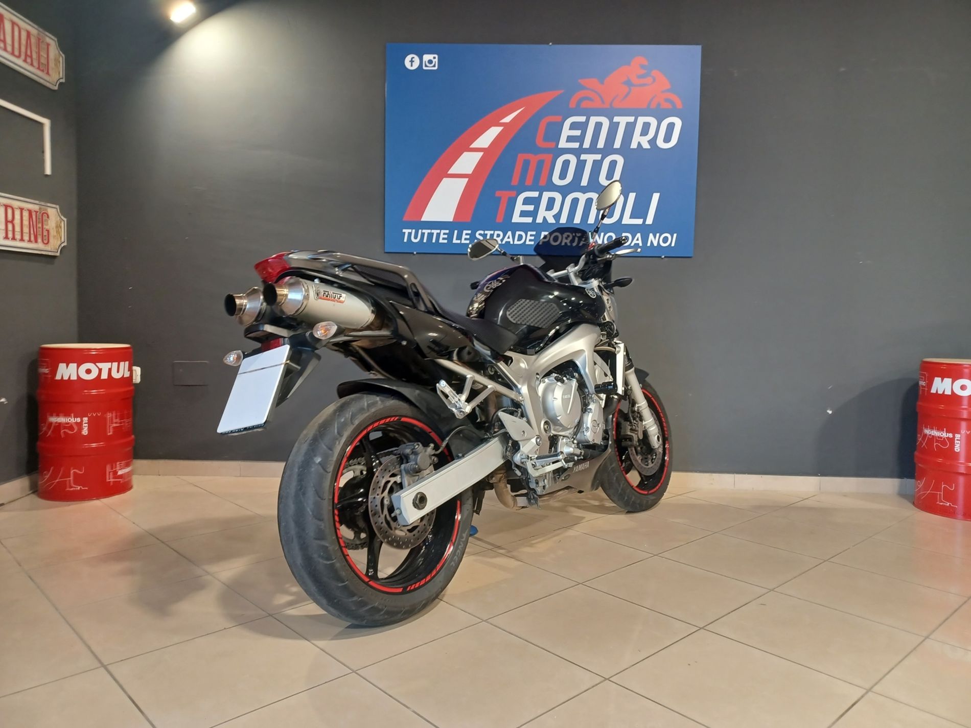 FZ6 600 N - Centro Moto Termoli S.R.L.