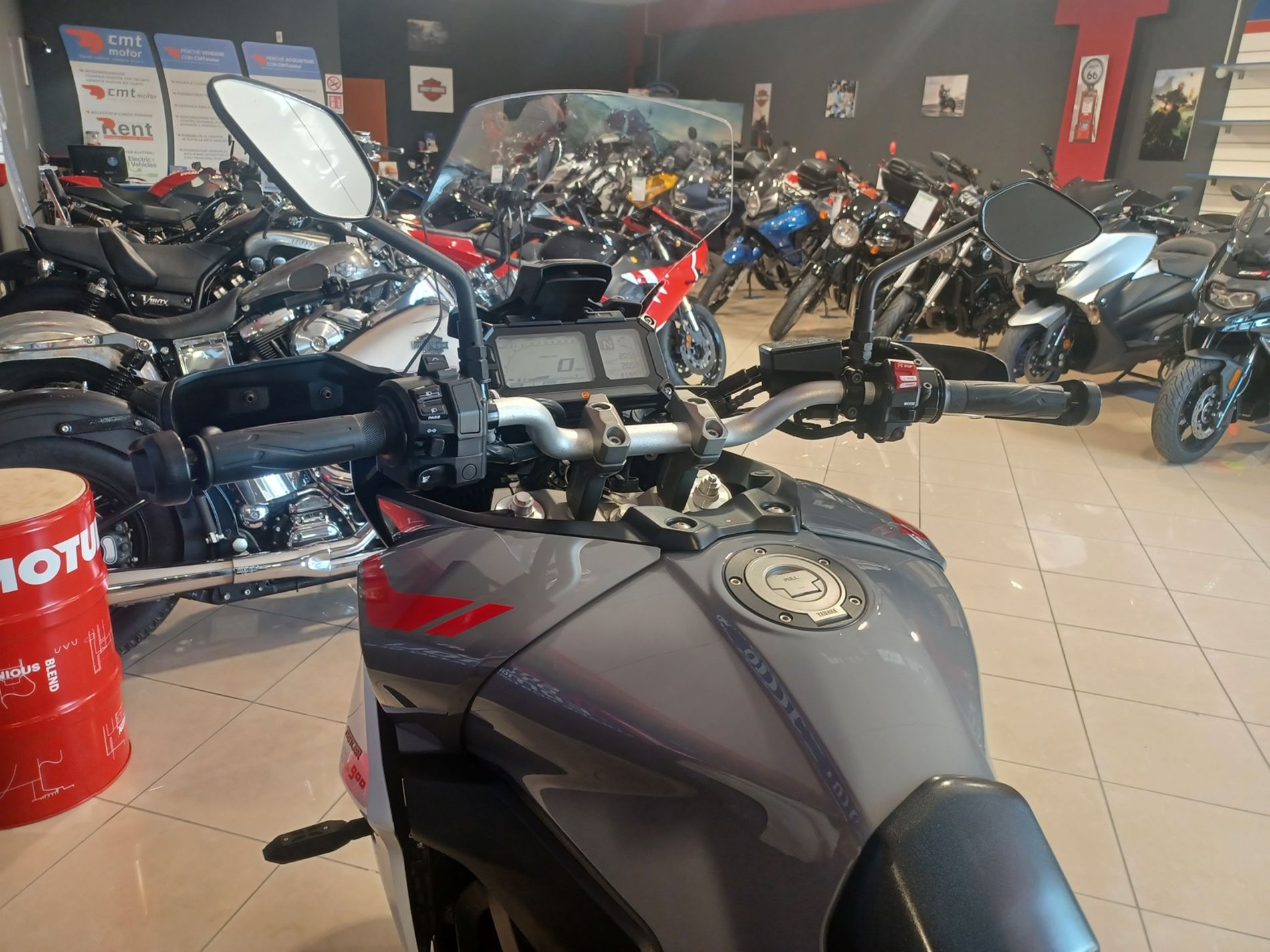 Tracer 900 Abs my18 - Centro Moto Termoli S.R.L.