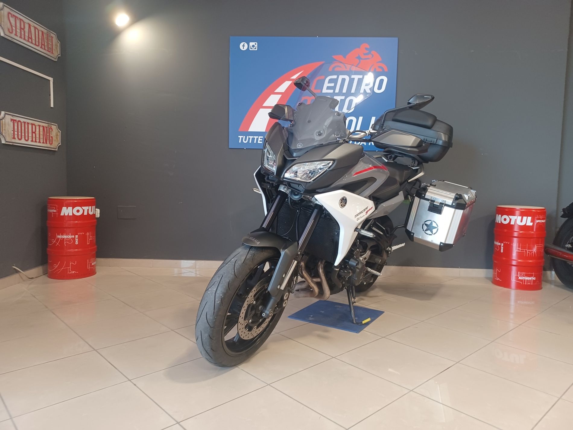 Tracer 900 Abs my18 - Centro Moto Termoli S.R.L.