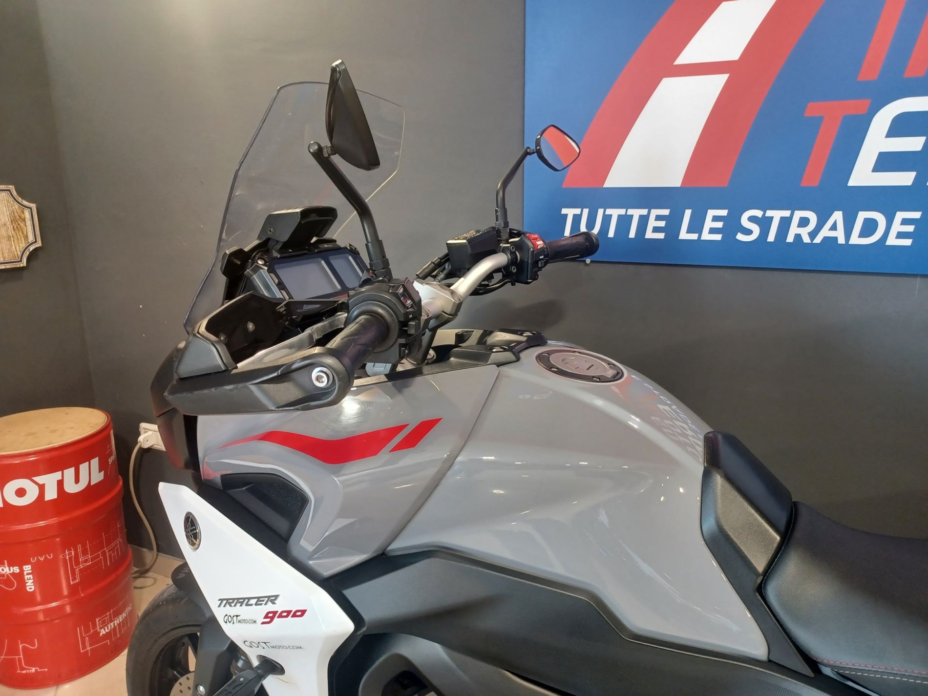 Tracer 900 Abs my18 - Centro Moto Termoli S.R.L.