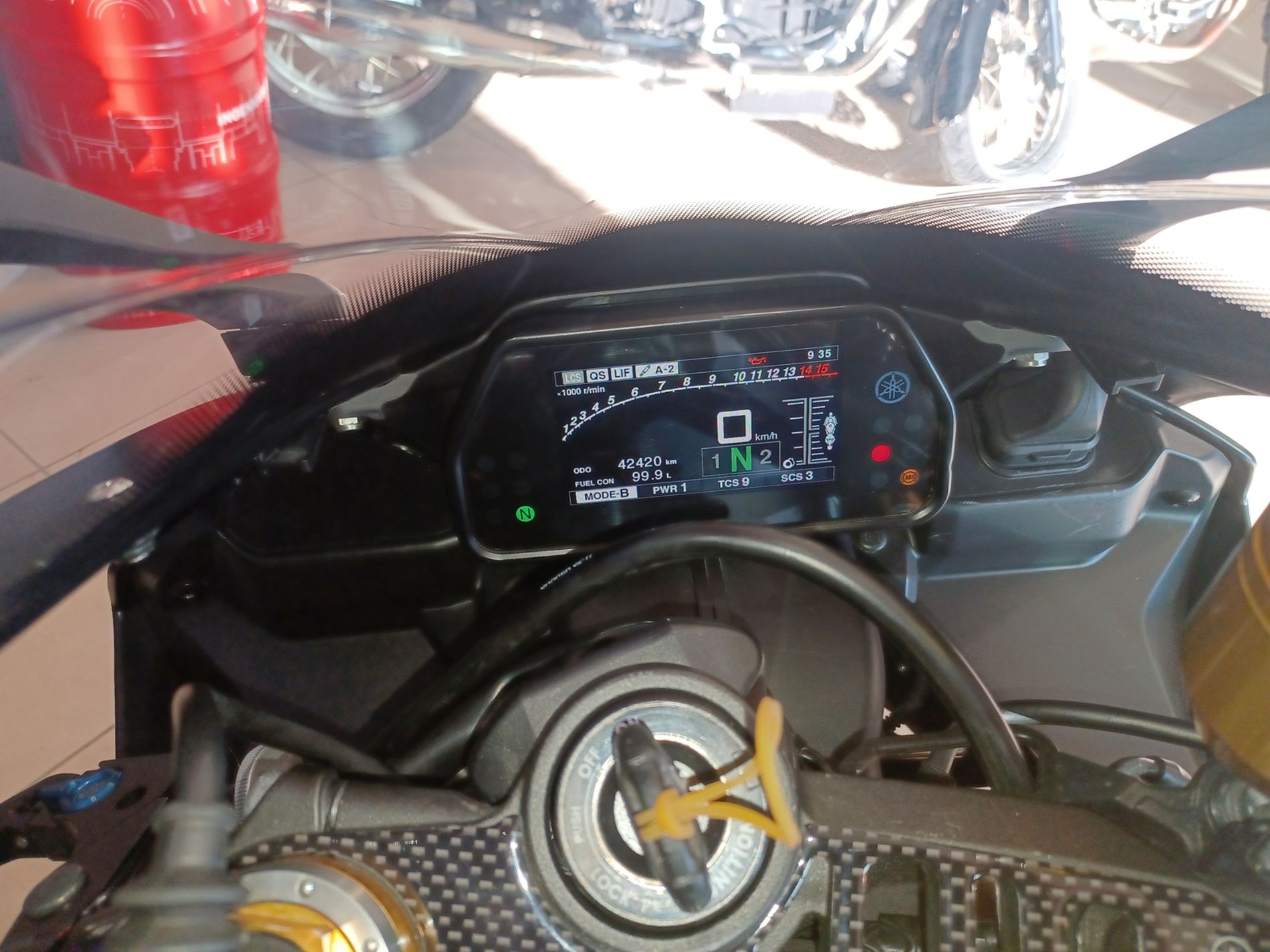 R1M 1000 YZF Abs my17 - Centro Moto Termoli S.R.L.